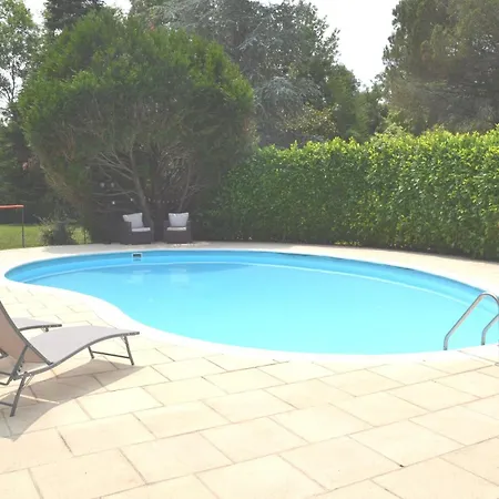 Les Bruyeres Apartman *